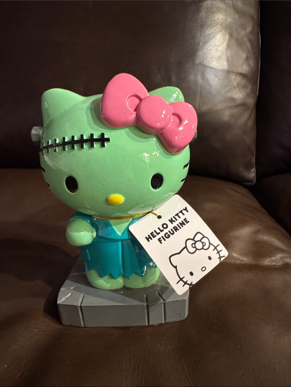 NWT Sanrio Hello Kitty Halloween Frankenstein 👻👻👻